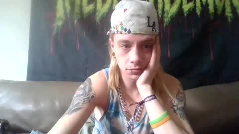 altboy010 online show from March 29, 12:57 pm