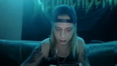 altboy010 online show from April 12, 8:55 pm