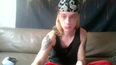 altboy010 online show from June 12, 12:45 pm