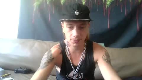 altboy010 online show from July 25, 1:04 pm