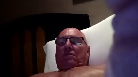 alucard5757 online show from August 5, 2:37 pm