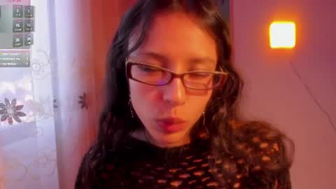 . .  online show from August 31, 10:43 pm