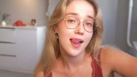 Amelia NEW ACCOUNT online show from August 7, 4:51 pm