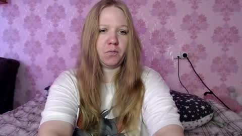 alya764770 online show from August 3, 4:52 am