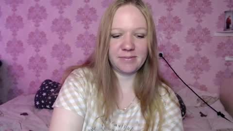 alya764770 online show from August 9, 4:13 am