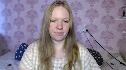 alya764770 online show from August 9, 8:37 am