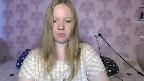 alya764770 online show from August 9, 11:11 am