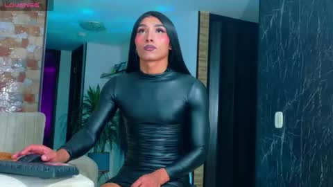 alya_campbell online show from August 7, 12:10 am