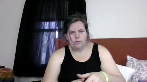 Alyce in Wonderland online show from August 4, 1:41 pm