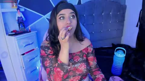 alysa_magic online show from June 24, 8:44 pm
