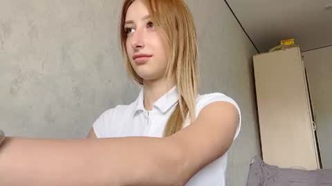 Alice online show from August 14, 12:31 pm