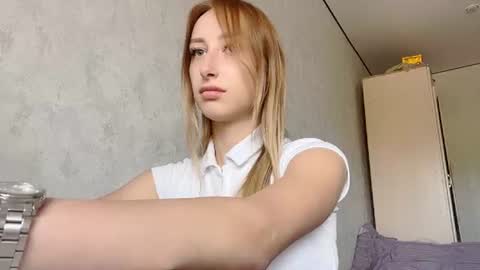 Alice online show from August 14, 1:37 pm