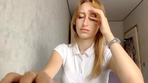 Alice online show from August 15, 1:37 pm