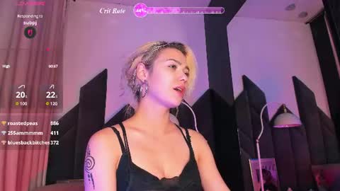 Alysia online show from August 3, 1:45 am