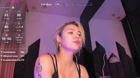 Alysia online show from August 3, 2:51 am