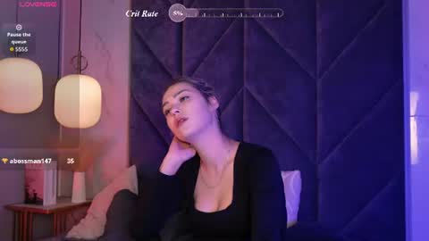 Alysia online show from August 14, 1:04 pm