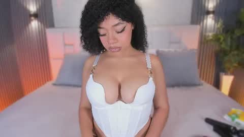 Alyssa online show from September 1, 8:10 pm