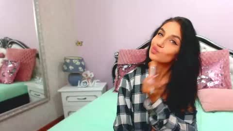 Alyssa online show from August 14, 9:13 am