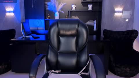 Aly  online show from August 9, 12:06 pm