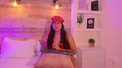 A L Y online show from August 7, 6:35 am