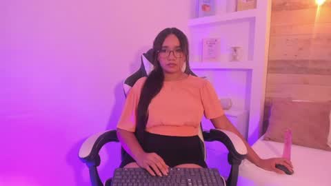 A L Y online show from August 8, 5:29 am