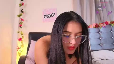 Isabella online show from August 9, 12:55 am