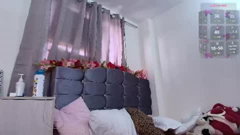 Isabella online show from August 13, 9:40 pm