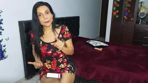 victoria milf online show from July 27, 11:21 pm