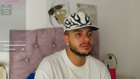 Amadeo Wild online show from August 3, 11:56 pm