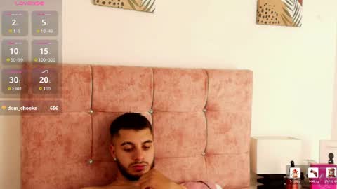 Amadeo Wild online show from August 12, 12:02 am