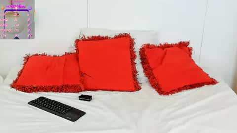 amaia_monroe online show from August 9, 4:13 am