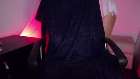 Amalia online show from August 14, 10:35 pm