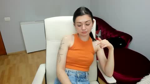 Amalia online show from July 3, 1:02 pm