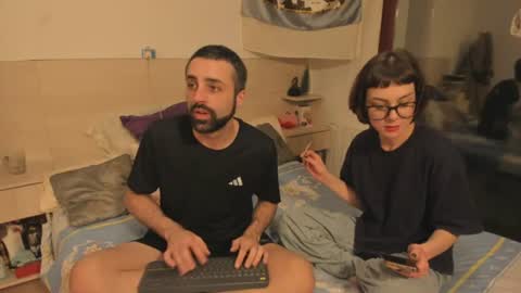 amancay_ online show from July 31, 10:48 pm