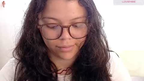  Helena Faneite online show from August 8, 6:19 pm