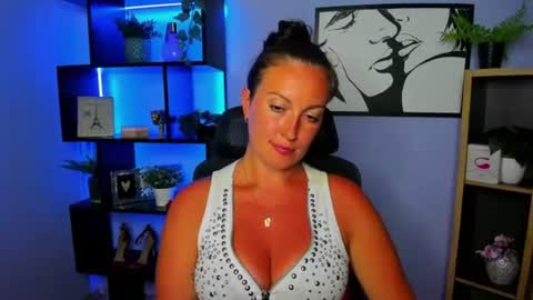 Amanda online show from July 28, 6:14 pm