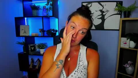 Amanda online show from July 28, 7:20 pm