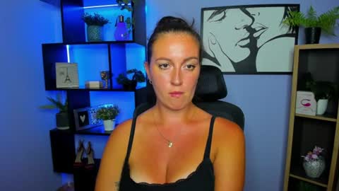Amanda online show from August 5, 6:50 pm