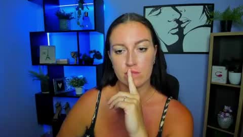Amanda online show from August 6, 5:23 pm