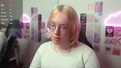 Hi im Amanda online show from July 24, 6:44 pm