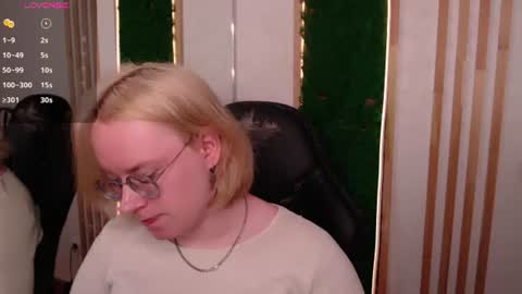 Hi im Amanda online show from July 30, 5:09 pm