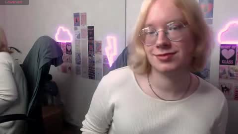 Hi im Amanda online show from August 1, 3:07 pm