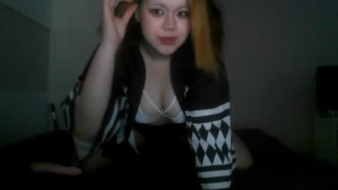 amanda_mia online show from June 11, 4:57 pm