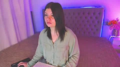 Amanda online show from August 9, 4:24 am