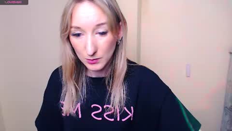 Amanda online show from August 15, 9:13 am