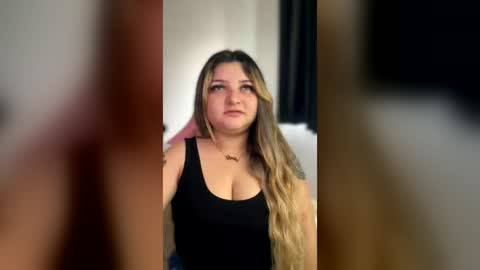 Amandha online show from August 4, 1:41 pm