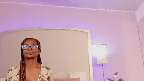 amara_bss_ online show from August 12, 5:59 pm