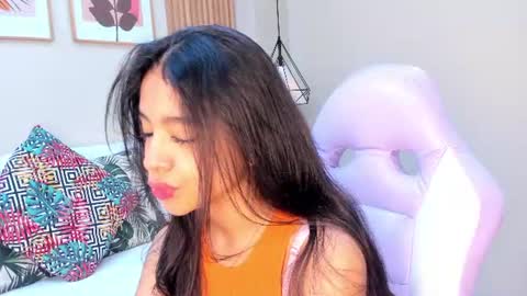 A M A R A  online show from July 6, 2:53 pm