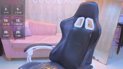Amara  online show from August 14, 10:02 pm