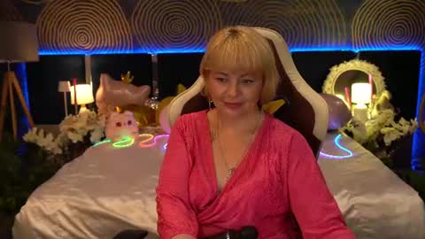 Sofia online show from August 1, 8:59 pm